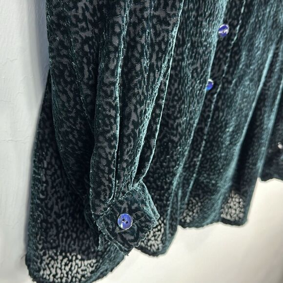 Jaeger Vintage Silk Blend Velvet Burnout Black Button Down Shirt Size M - Picture 3 of 9